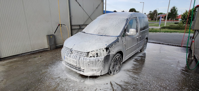 Bicske Carwash image