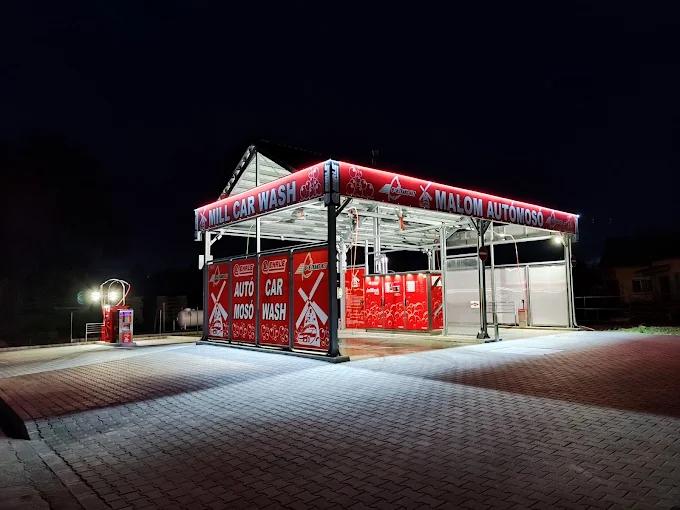 Malom Önkiszolgáló Autómosó image