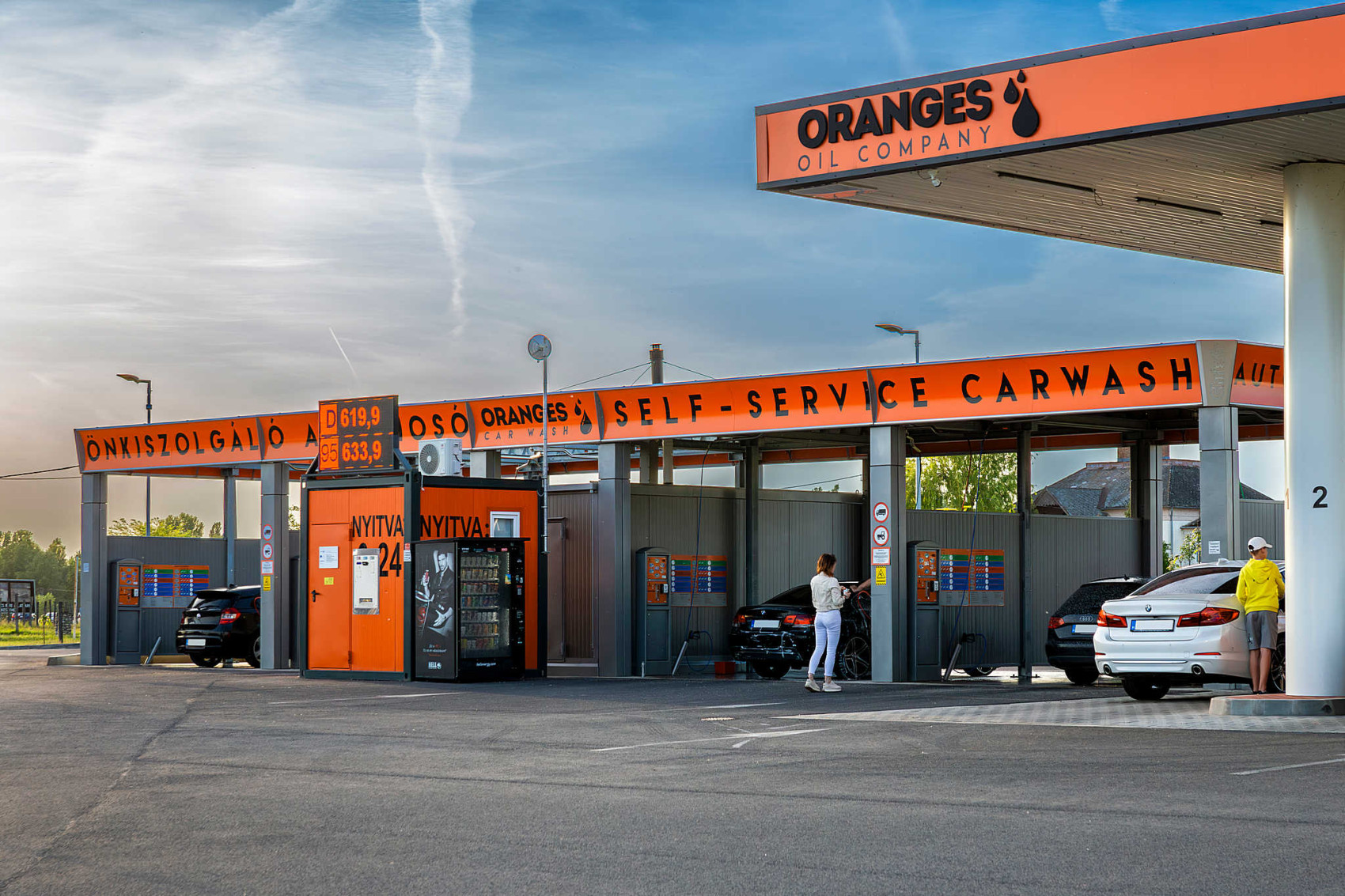 Oranges Car Wash Keszthely image